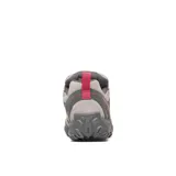 Championes de senderismo Merrell modelo Accentor 3 WP, confeccionados en gamuza y malla con membrana impermeable. Presentan suela de goma con tracción, puntera protectora y entresuela de espuma EVA para mayor estabilidad y absorción de impactos.