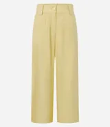Pantalón pantacourt azul marino de viscosa, con cintura elástica, bolsillos delanteros y detalle de lazo en la cintura.