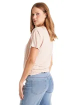 Remera de modal marca Philosophy, con diseño de cuello volcado y mangas cortas.