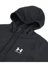 Campera deportiva Under Armour Rivl Wvn Windbreaker, color negro, con capucha, cierre frontal completo y bolsillos laterales con cremallera. Incluye el logo de la marca estampado en blanco en el pecho.