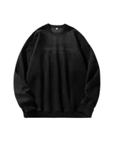 Buzo negro de tejido efecto gamuza, con diseño oversize, cuello redondo y texto estampado en el pecho en tono sutil.