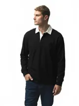 Remera polo de manga larga color negro, con cuello y solapa de botones en color blanco.