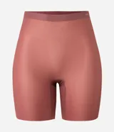 Bermuda de microfibra color bordó, modelo tipo lingerie de tiro alto y ajuste al cuerpo, con tecnología Micro Air.