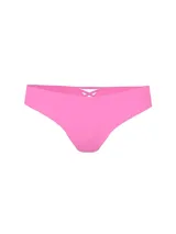 Bombacha colaless de microfibra color rosado, con diseño sin costuras y tiro bajo.