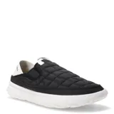 Zapatos tipo slip-on Merrell modelo Hut Moc 2, con diseño acolchado en color negro y suela blanca. Presentan talón plegable, refuerzos elásticos y una construcción ligera ideal para uso diario.