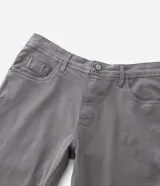 Pantalón skinny de sarga color beige, de corte ajustado y tiro medio, con bolsillos laterales y traseros de la marca Blue Steel.