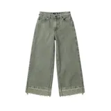Pantalón de jean estilo baggy, de corte ultra holgado y tiro medio. Presenta un tono verde lavado con efecto desgastado, bolsillos traseros amplios y un bordado decorativo con llamas y texto en uno de los bolsillos.