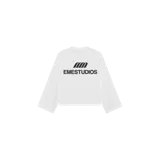 Remera de manga larga blanca de la marca Eme Studios, con cuello redondo y estampado gráfico en color negro en el pecho.