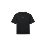 Remera Jordan x Travis Scott de manga corta y corte oversize, color negro con diseño gráfico sutil en el pecho.