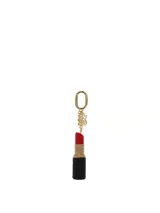 Llavero y charm para bolso con dije en forma de lápiz labial elaborado con cuentas de colores rojo, dorado y negro, equipado con herrajes metálicos dorados.
