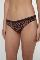 Bombacha tipo bikini de microfibra gloss color negro, con puntilla en el contorno de la cintura y fundillo de algodón.