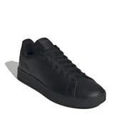 Championes urbanos Adidas Advantage Base 2.0, color negro, con diseño minimalista inspirado en el tenis. Presentan perforaciones laterales que forman las tres bandas características de la marca y suela de goma al tono.
