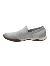 Championes slip-on Hush Puppies modelo Scope, color gris, con capellada de tejido transpirable, entresuela de EVA para amortiguación y suela de goma con tracción.