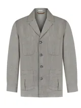Chaqueta de lino orgánico color gris, tipo blazer con estilo cargo, cuello con solapa, cierre frontal de botones y múltiples bolsillos con fuelle en el pecho y la parte inferior.
