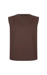 Musculosa marrón de algodón con escote redondo, hombros estructurados y corte recto holgado.