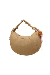 Bandolera Trendy de diseño curvilíneo y acolchado, color beige, con costuras verticales pespuntadas. Posee asa fruncida y un llavero colgante con peluche de osito y cordones rosados.