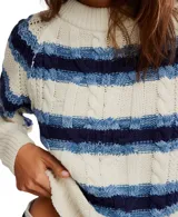 Sweater corto de punto con diseño de rayas horizontales en tonos blanco y azul. Presenta cuello redondo, mangas largas y un tejido con textura de ochos.