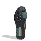 Championes de trekking Adidas Terrex Anylander Mid, de caña media, en color marrón con detalles en negro. Presentan un diseño robusto con refuerzos en la puntera y el talón, cordones ajustables y suela con relieve para mayor tracción.
