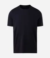 Remera Marfinno de la línea Performance, color negro, con corte slim, cuello redondo y mangas cortas. Confeccionada en mezcla de viscosa, poliamida y elastano.