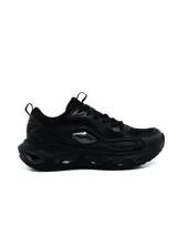 Championes deportivos Wilok Umbro de hombre, color negro, con diseño chunky, capellada de malla transpirable con apliques sintéticos y suela robusta con detalles esculpidos.