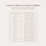 Esclava rígida de plata 925 con acabado satinado y diseño de cinta plana.