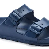 Sandalias Birkenstock Arizona Eva de goma color azul.