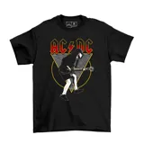 Remera negra de manga corta con estampado frontal de la banda AC/DC, presentando al guitarrista Angus Young en el centro sobre un diseño geométrico.