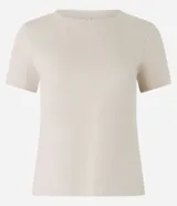 Remera básica de cuello redondo y manga corta, confeccionada en algodón suave y transpirable. Diseño liso y versátil de la marca Blue Steel.