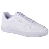Championes Puma modelo Caven Wns, de diseño urbano en color blanco total, con cierre de cordones y suela de goma.