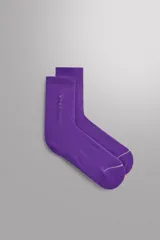 Pack de dos pares de calcetines de entrenamiento Zara Athleticz color violeta, confeccionados en hilatura altamente elástica, con acabado en rib elástico y detalle de jacquard con números en contraste.
