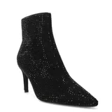 Botas de mujer Miss Carol modelo Hilere, color negro, con punta fina y taco alto fino. Presentan un diseño recubierto íntegramente por cristales brillantes al tono.