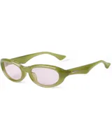 Anteojos de sol con marco de plástico verde y lentes rosadas.