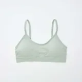 Pack de dos tops de canalé, uno en color verde menta y otro en gris oscuro, con tirantes finos y banda elástica en la base.