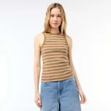 Musculosa de canalé a rayas horizontales en tonos marrón y blanco, con cuello redondo y diseño ajustado.