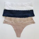 Pack de tres colaless de algodón con faja ancha de encaje superior y diseño sin costuras, en colores blanco, azul marino y tostado.