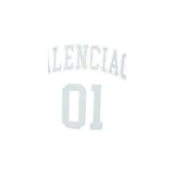 Remera Balenciaga de corte oversize y manga corta, en color verde oscuro. Presenta un estampado frontal con tipografía deportiva estilo universitario que dice 'BALENCIAGA' y el número '01', además de un pequeño logo superior y una etiqueta en el dobladillo.