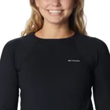 Remera de manga larga Columbia, diseñada como primera capa técnica. Presenta un diseño ajustado con costuras ergonómicas, cuello redondo y tecnología reflectante térmica Omni-Heat con propiedades de absorción de humedad Omni-Wick.
