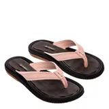 Sandalias de dedo Rider Dunas Thong para mujer, con suela negra y tiras en tono rosado viejo texturizadas.