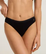 Pack de dos bombachas bikini de viscosa, una negra y otra gris jaspeado, con cintura elástica y detalle de puntilla.