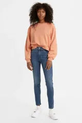 Jeans de tiro alto Levi's 720 High Rise Super Skinny, de calce ajustado en cadera y muslos, pierna súper ajustada y denim stretch.