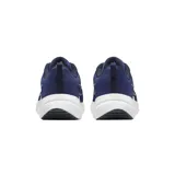 Championes Nike Downshifter 12 para hombre, color negro con detalles en rojo y suela blanca.