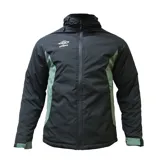 Campera deportiva Umbro modelo Crafted Pro, con diseño bicolor en negro y verde. Cuenta con cierre frontal completo, capucha ajustable, bolsillos laterales y puños con ajuste de velcro.