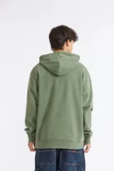 Canguro Quiksilver Saturn de color verde militar, con capucha ajustable con cordón, bolsillo tipo canguro en la parte frontal y pequeño logo bordado en el pecho.
