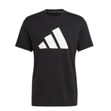 Remera deportiva Adidas de cuello redondo y manga corta, color negro con el logo de la marca estampado en blanco en el centro del pecho.