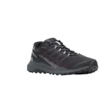 Championes de trail running Merrell Fly Strike, color negro con detalles en gris y blanco. Capellada de malla resistente a la abrasión y suela con tracción para senderos pavimentados y compactos.