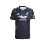 Camiseta de fútbol Adidas del Real Madrid, modelo visitante temporada 25/26. Diseño en tonos azulados con patrón muaré y detalles plateados.