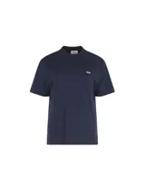 Remera de algodón color azul marino, con cuello redondo y logo de la marca bordado en pequeño en el pecho.