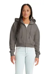 Buzo tipo hoodie con cierre frontal, de corte cropped y calce holgado. Presenta capucha con cordones ajustables y puños elásticos.