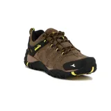 Championes de trekking Diadora, color marrón con detalles en negro y amarillo.