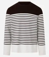 Remera masculina de algodón con cuello redondo y mangas largas. Presenta un diseño a rayas horizontales en blanco y negro, con bloques de color marrón en la parte superior y blanco en la inferior.